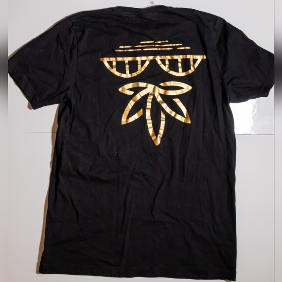 Retro Cannabis T-shirt - Picture 2 of 3